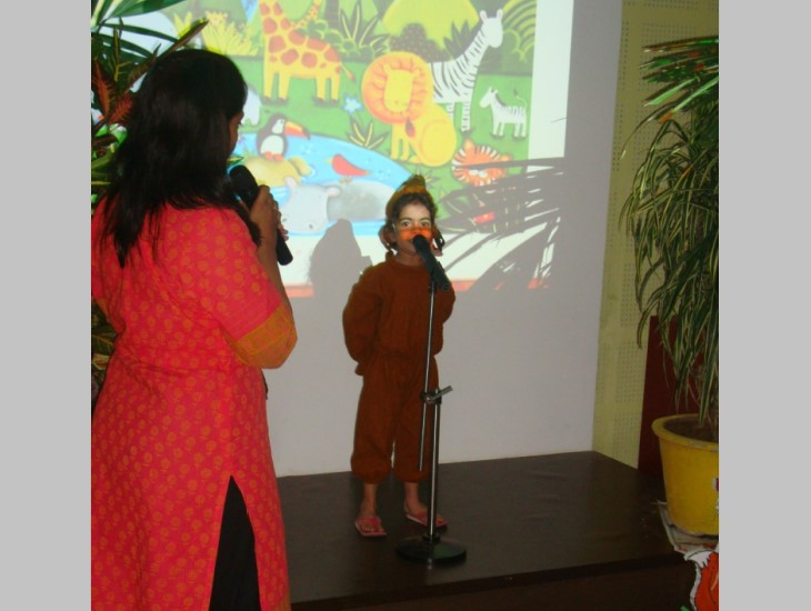 https://strongroots.sapratigs.com/wp-content/uploads/2023/03/Public-Speaking-Skills-through-Fancy-Dress_2.jpeg
