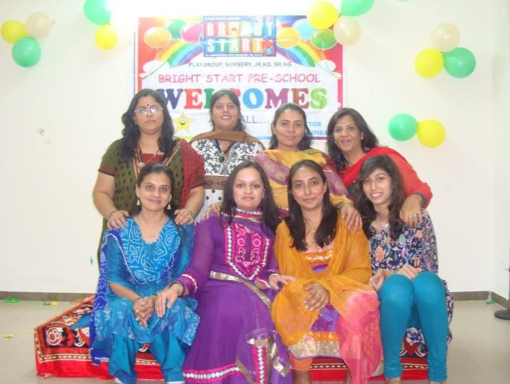 https://strongroots.sapratigs.com/wp-content/uploads/2023/03/With-Trainers-from-Bright-Start-Pre-School.jpeg